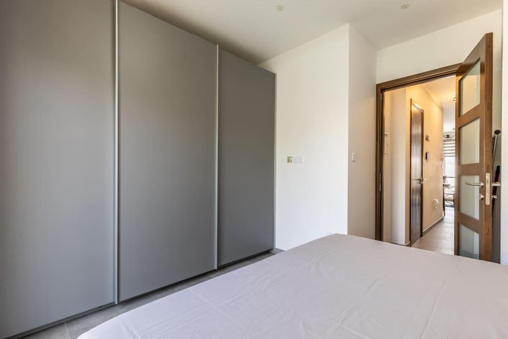 Velvet Noir Apartment By Soea Sliema Exterior foto