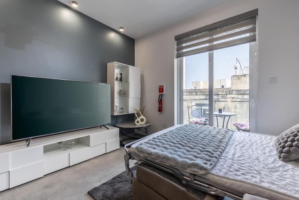 Velvet Noir Apartment By Soea Sliema Exterior foto